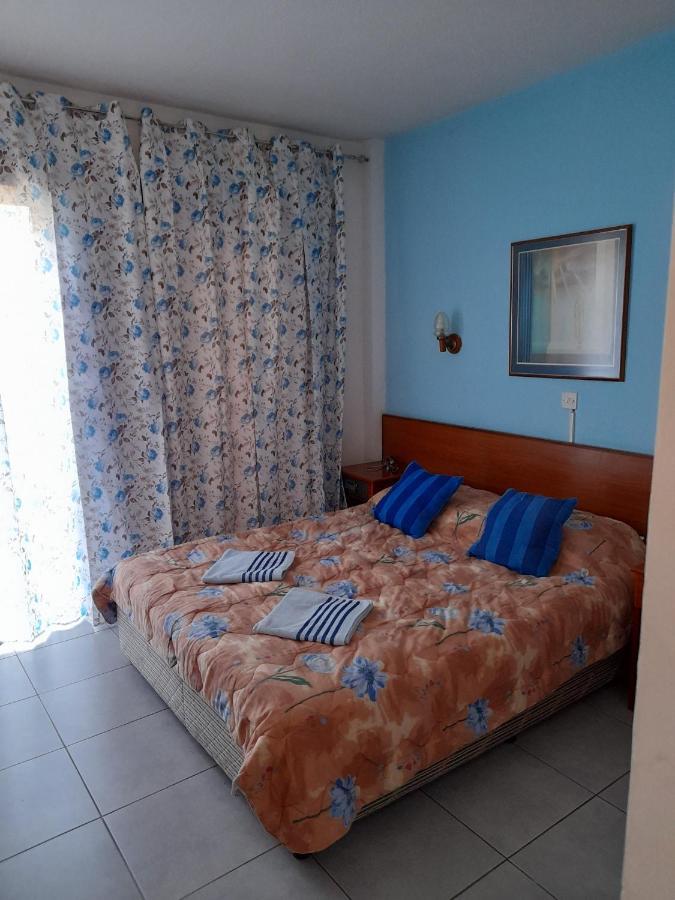 Onisillos Hotel Larnaca Dış mekan fotoğraf