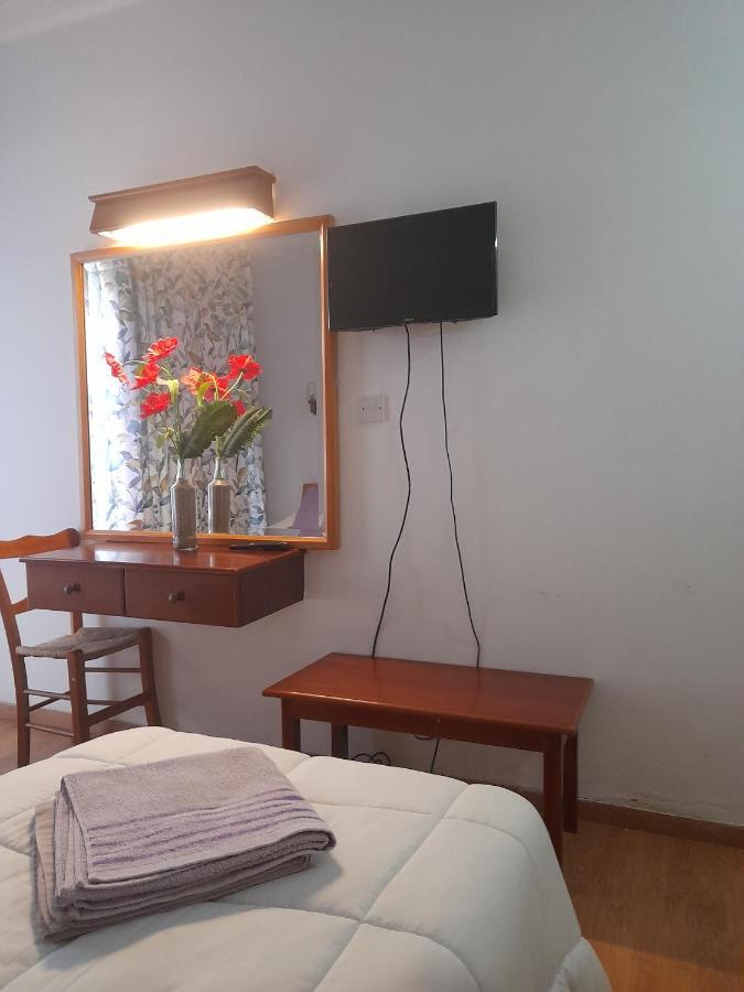 Onisillos Hotel Larnaca Dış mekan fotoğraf
