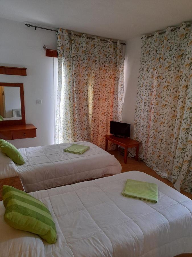 Onisillos Hotel Larnaca Dış mekan fotoğraf
