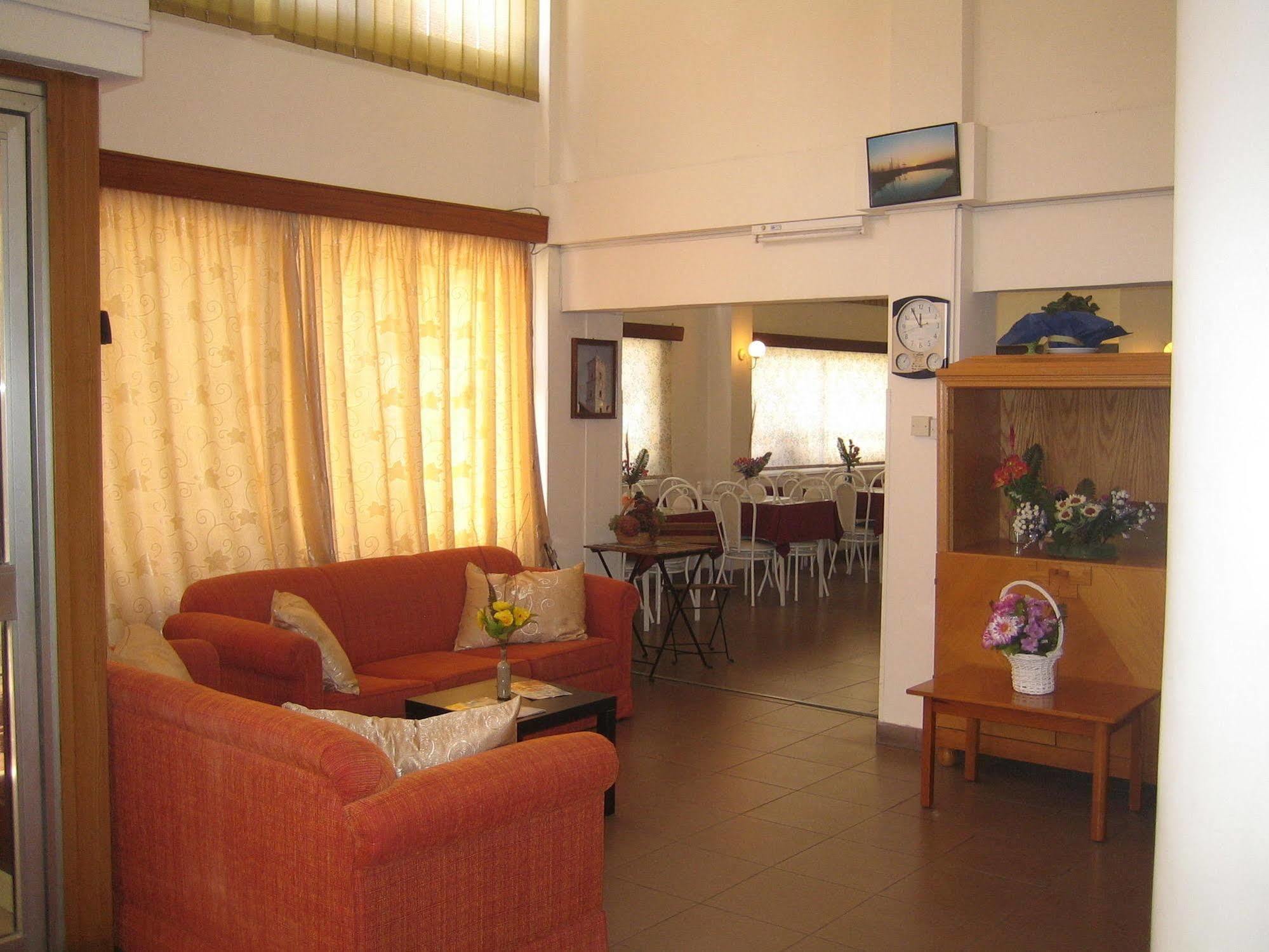 Onisillos Hotel Larnaca Dış mekan fotoğraf