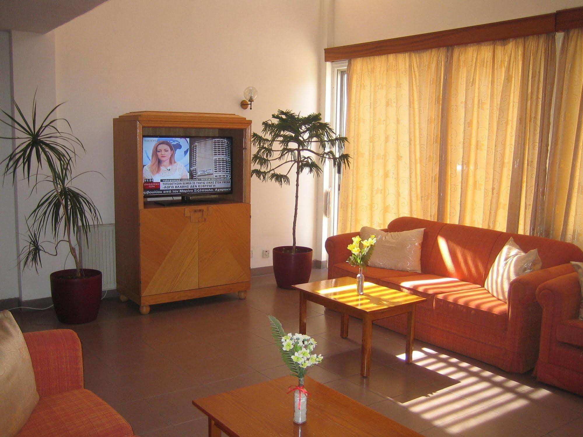 Onisillos Hotel Larnaca Dış mekan fotoğraf